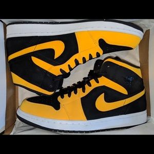 Jordan 1 Reverse New Love